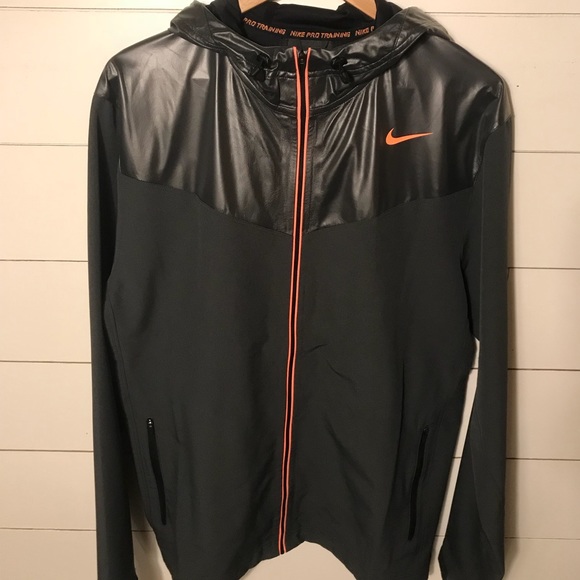 nike pro training jacket